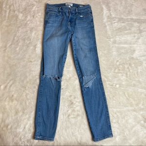 Frame Le High Skinny Jeans Distressed Ripped Knees 28